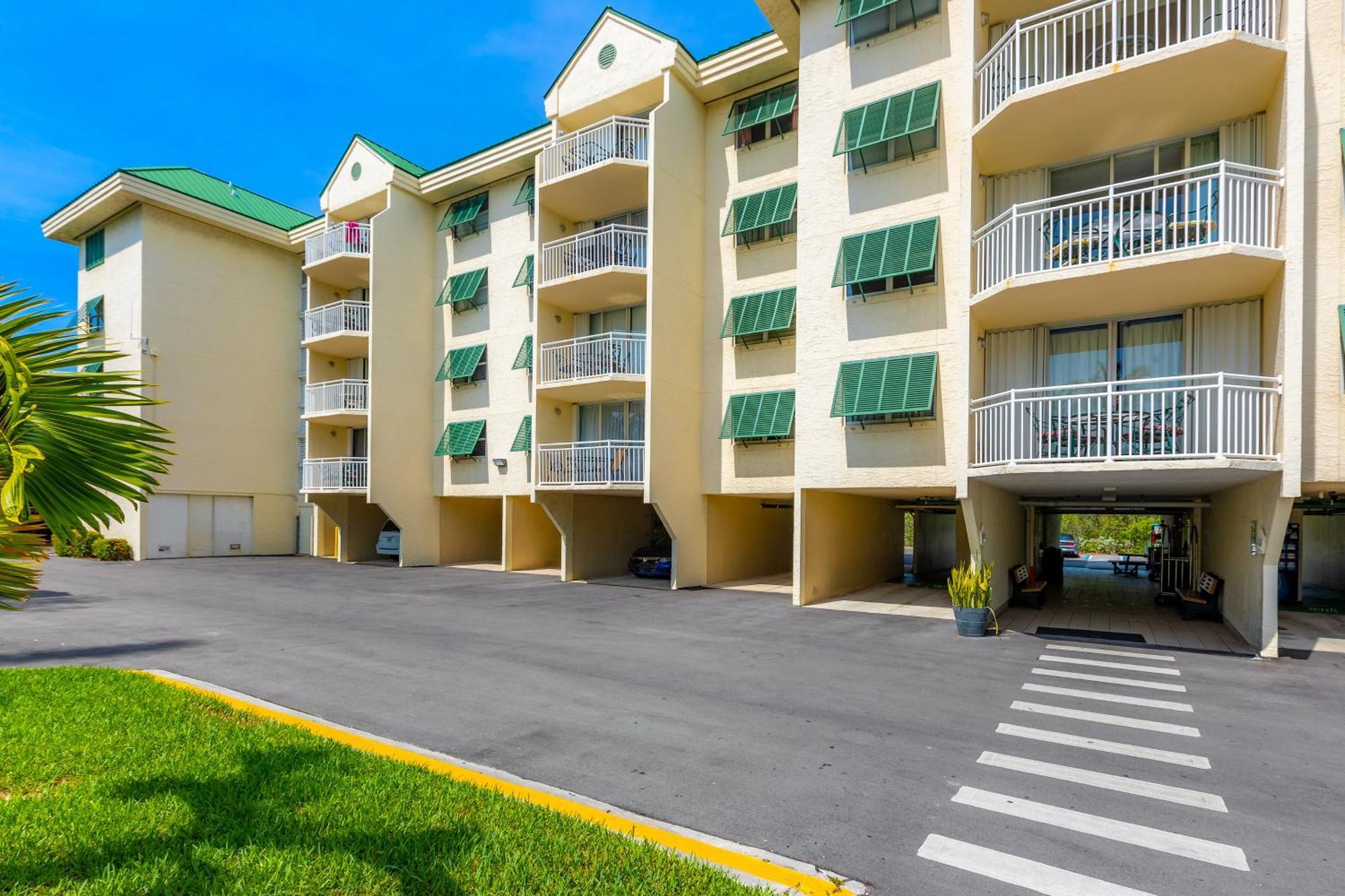 Sunrise Suites Paradise Escape #407 キーウェスト 部屋 写真