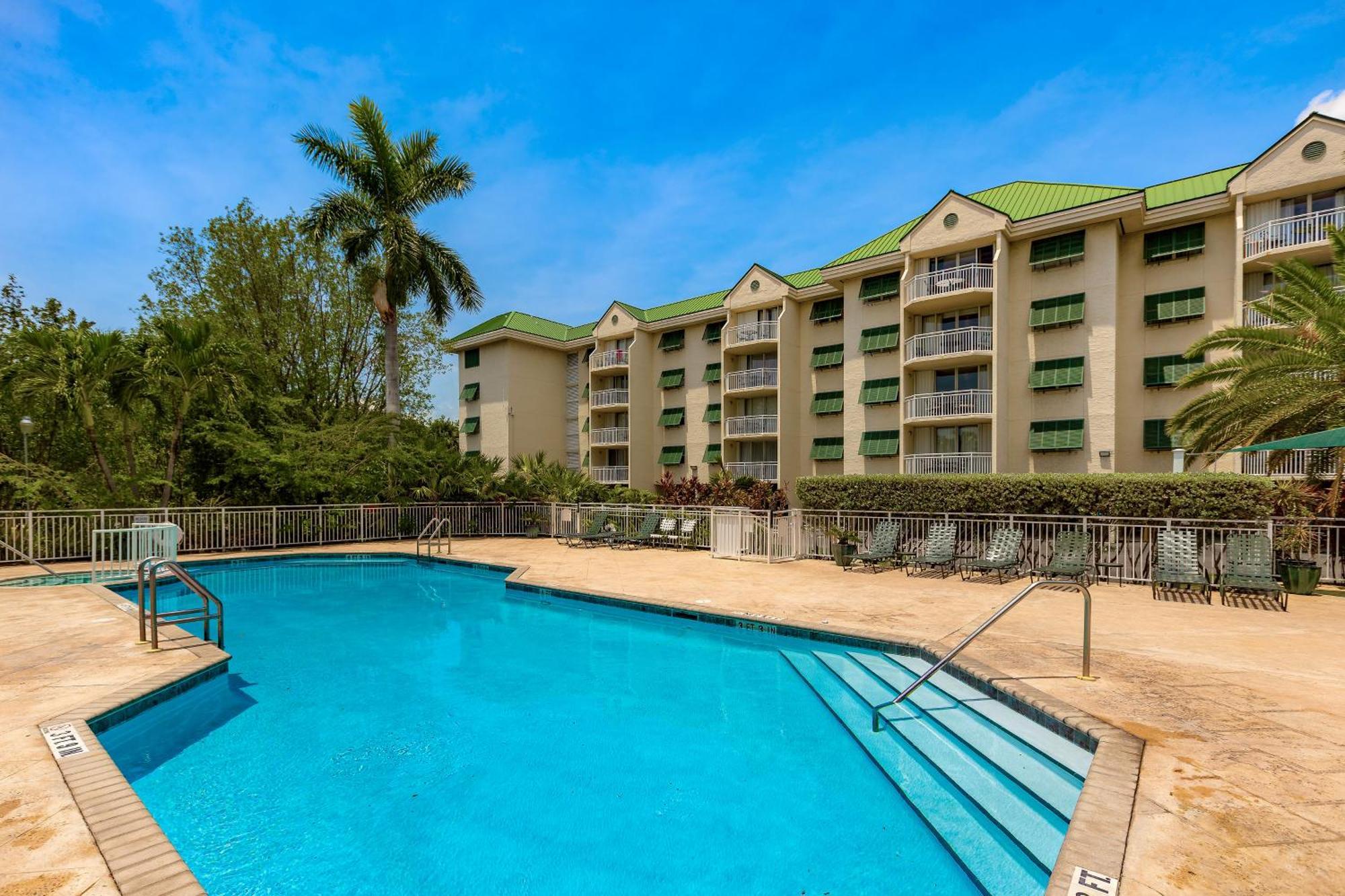 Sunrise Suites Paradise Escape #407 キーウェスト 部屋 写真