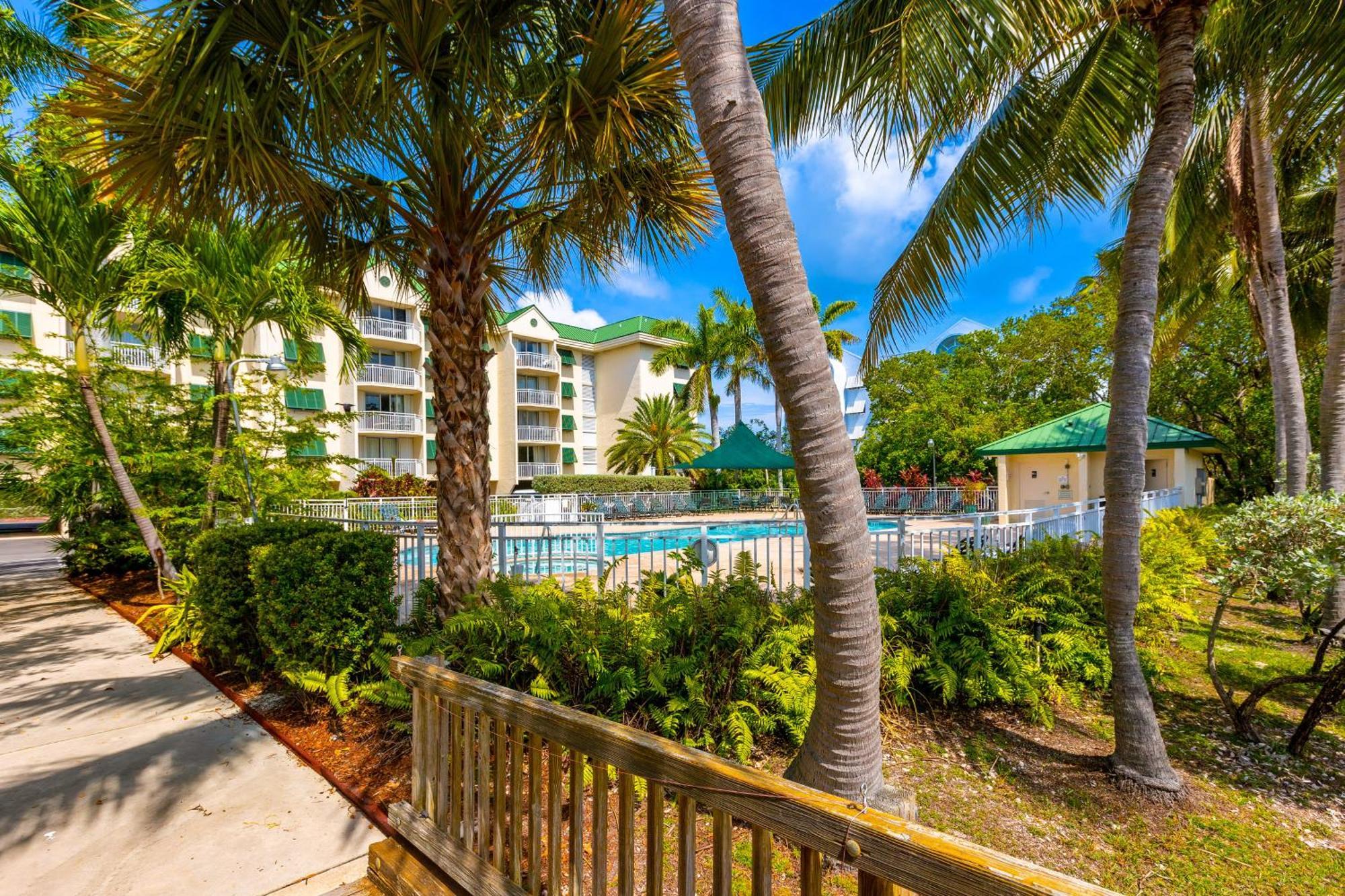 Sunrise Suites Paradise Escape #407 キーウェスト 部屋 写真